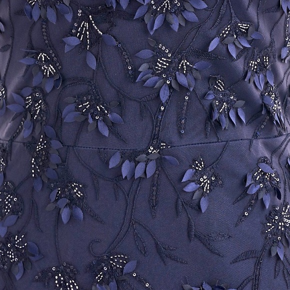 THEIA Bree Cap-Sleeve Gown NWT - Picture 7 of 12